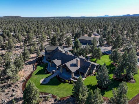 18620 Plainview Rd, Bend, OR 97703 photo 2