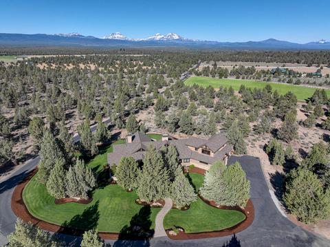 18620 Plainview Rd, Bend, OR 97701