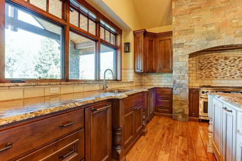 18620 Plainview Rd, Bend, OR 97703 photo 11