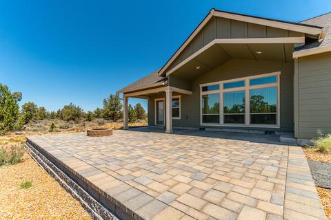 24850 Alpine Ln, Bend, OR 97701 photo 9