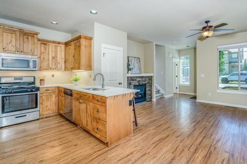 20788 NE Smoke Stack Ln, Bend, OR 97701 photo 3