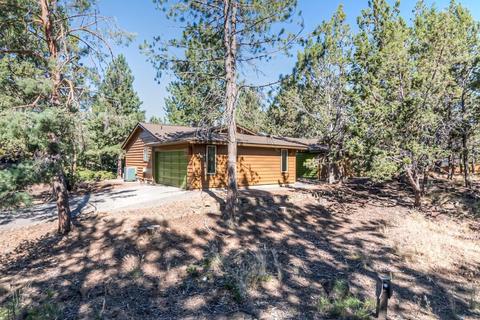 63280 Cherokee Ln, Bend, OR 97703 photo 2