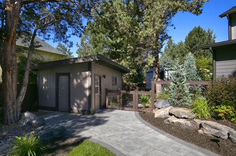 20439 Silver Tip Ct, Bend, OR 97702 photo 25