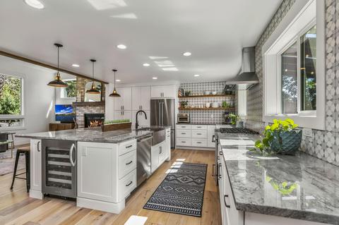 20439 Silver Tip Ct, Bend, OR 97702 photo 5