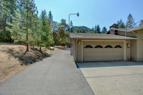 1353 Summit Loop Loop, Grants Pass, OR 97527 photo 34