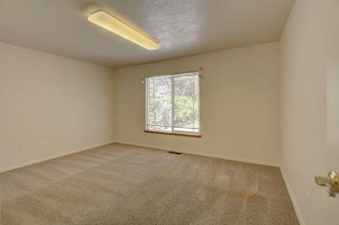 1353 Summit Loop Loop, Grants Pass, OR 97527 photo 24