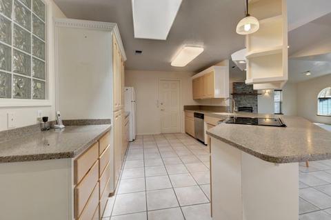 1353 Summit Loop Loop, Grants Pass, OR 97527 photo 10