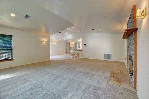 1353 Summit Loop Loop, Grants Pass, OR 97527 photo 18
