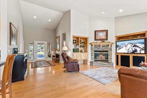 516 Nutcracker Dr, Redmond, OR 97756 photo 8