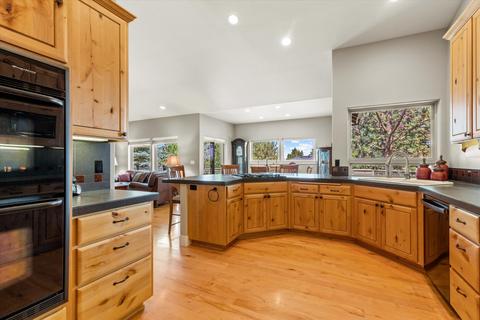 516 Nutcracker Dr, Redmond, OR 97756 photo 16