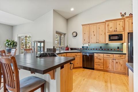 516 Nutcracker Dr, Redmond, OR 97756 photo 13