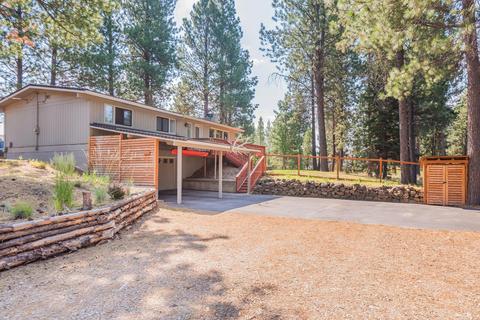 16879 Elsinore Rd, Bend, OR 97707 photo 1