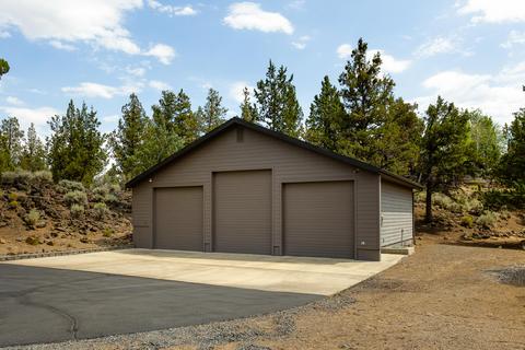 64355 Crosswinds Rd, Bend, OR 97703 photo 48