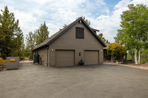 64355 Crosswinds Rd, Bend, OR 97703 photo 37