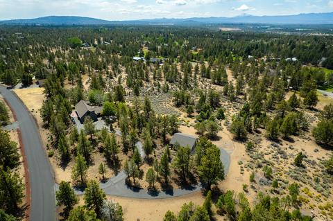 64355 Crosswinds Rd, Bend, OR 97703 photo 6