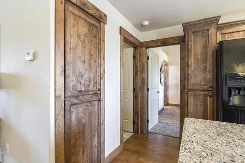 20652 NE Overton Pl, Bend, OR 97701 photo 17