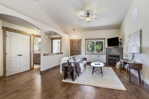 20652 NE Overton Pl, Bend, OR 97701 photo 7
