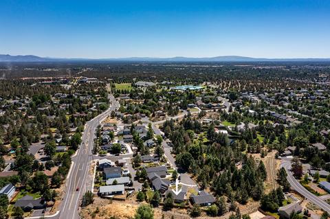 20652 NE Overton Pl, Bend, OR 97701 photo 32