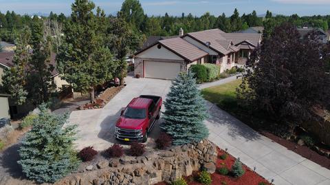 63371 Lamoine Ln, Bend, OR 97701 photo 3