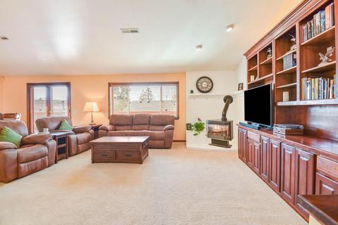 63371 Lamoine Ln, Bend, OR 97701 photo 11