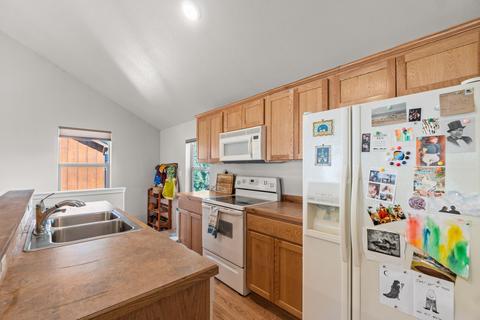 1071 E Cascade Ave, Sisters, OR 97759 photo 27