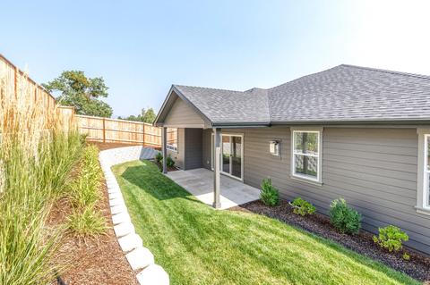 1059 Azure Way, Eagle Point, OR 97524 photo 33