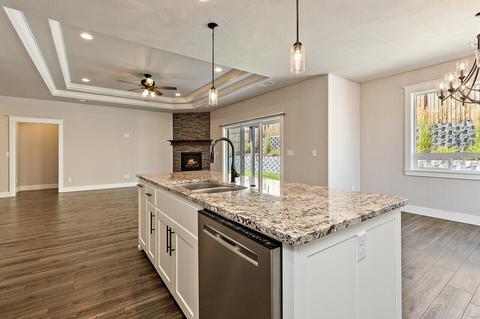1059 Azure Way, Eagle Point, OR 97524 photo 11