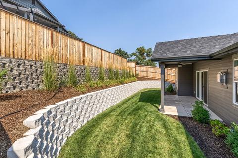 1059 Azure Way, Eagle Point, OR 97524 photo 31
