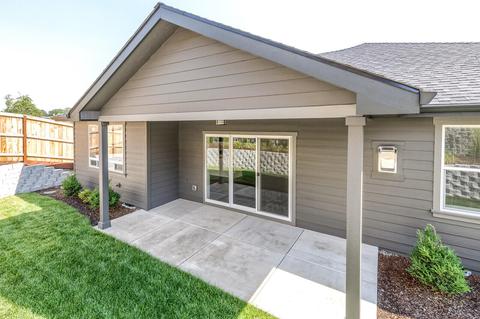 1059 Azure Way, Eagle Point, OR 97524 photo 30
