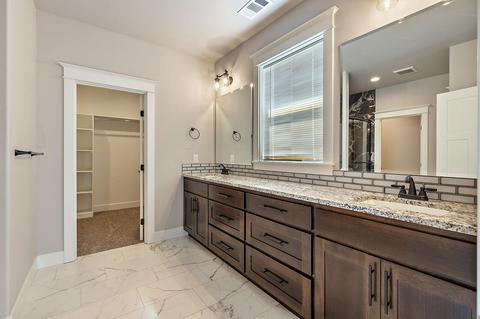 1059 Azure Way, Eagle Point, OR 97524 photo 22