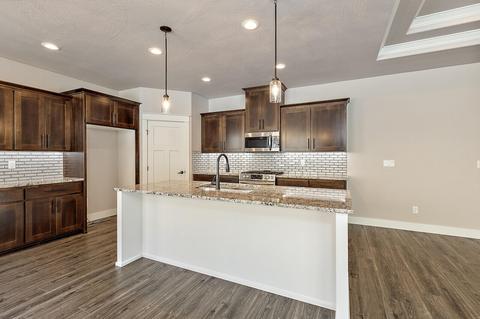 1059 Azure Way, Eagle Point, OR 97524 photo 10