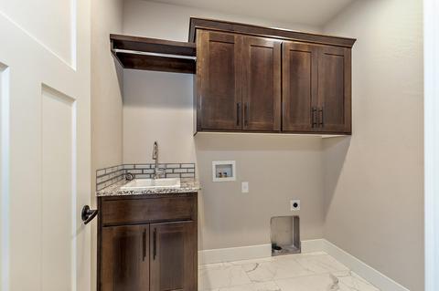 1059 Azure Way, Eagle Point, OR 97524 photo 18