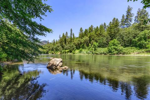 1212 Green Tree Loop, Grants Pass, OR 97527 photo 11
