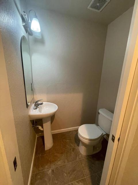 327 Live Oak Loop, Central Point, OR 97502 photo 9
