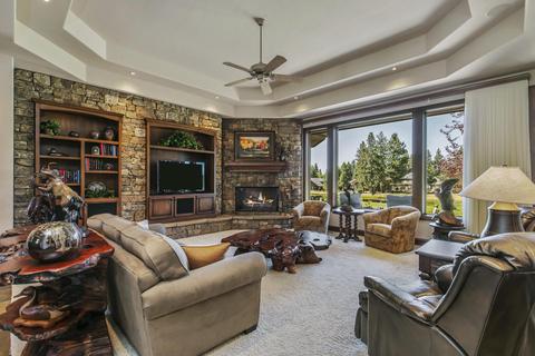 19494 Green Lakes Loop, Bend, OR 97702 photo 3