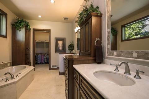 19494 Green Lakes Loop, Bend, OR 97702 photo 12