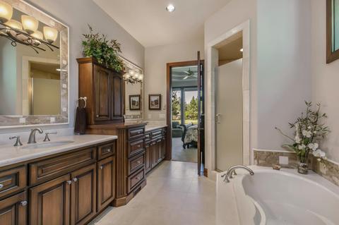 19494 Green Lakes Loop, Bend, OR 97702 photo 13