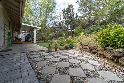 1518 NE Mclaughlin Pl, Bend, OR 97701 photo 36