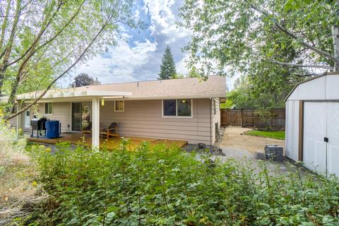 1518 NE Mclaughlin Pl, Bend, OR 97701 photo 29