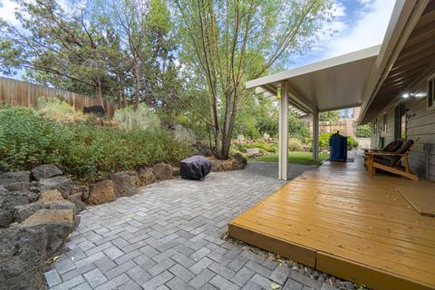 1518 NE Mclaughlin Pl, Bend, OR 97701 photo 26