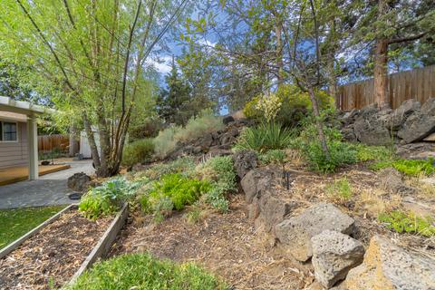 1518 NE Mclaughlin Pl, Bend, OR 97701 photo 33