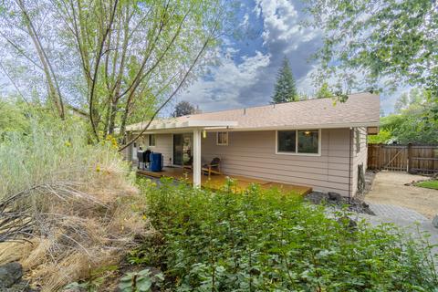1518 NE Mclaughlin Pl, Bend, OR 97701 photo 28