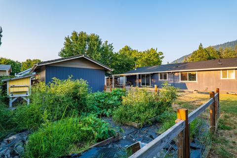 1752 Siebert Way, Grants Pass, OR 97527 photo 33