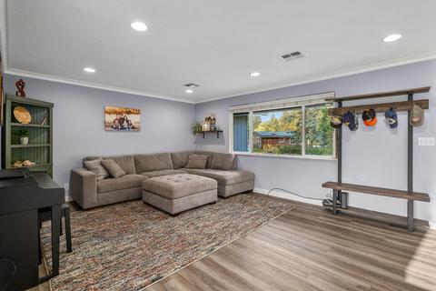 1752 Siebert Way, Grants Pass, OR 97527 photo 6