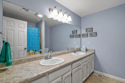1752 Siebert Way, Grants Pass, OR 97527 photo 23