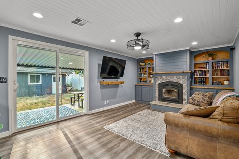 1752 Siebert Way, Grants Pass, OR 97527 photo 14