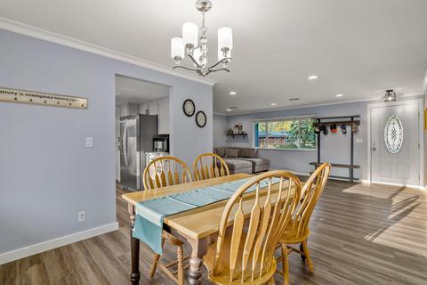 1752 Siebert Way, Grants Pass, OR 97527 photo 9