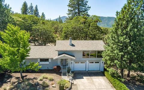 330 Conestoga Cir, Jacksonville, OR 97530