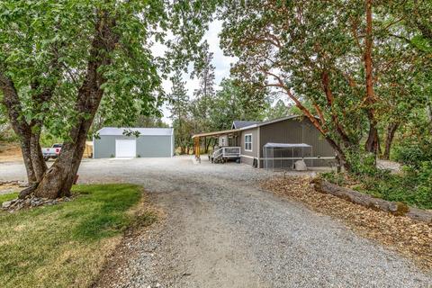 4946 Old Stage Rd, Central Point, OR 97502 photo 2
