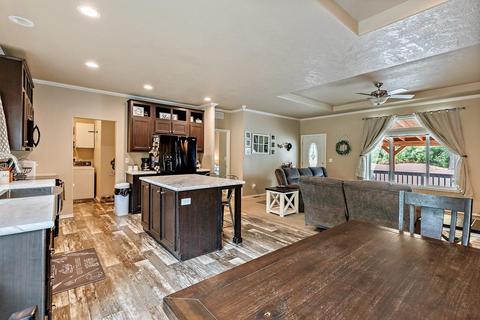 4946 Old Stage Rd, Central Point, OR 97502 photo 12
